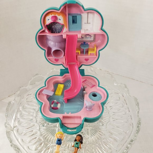 ❤ 1990 Water park Fun  complete set vintage polly pocket bluebird - Picture 1 of 2